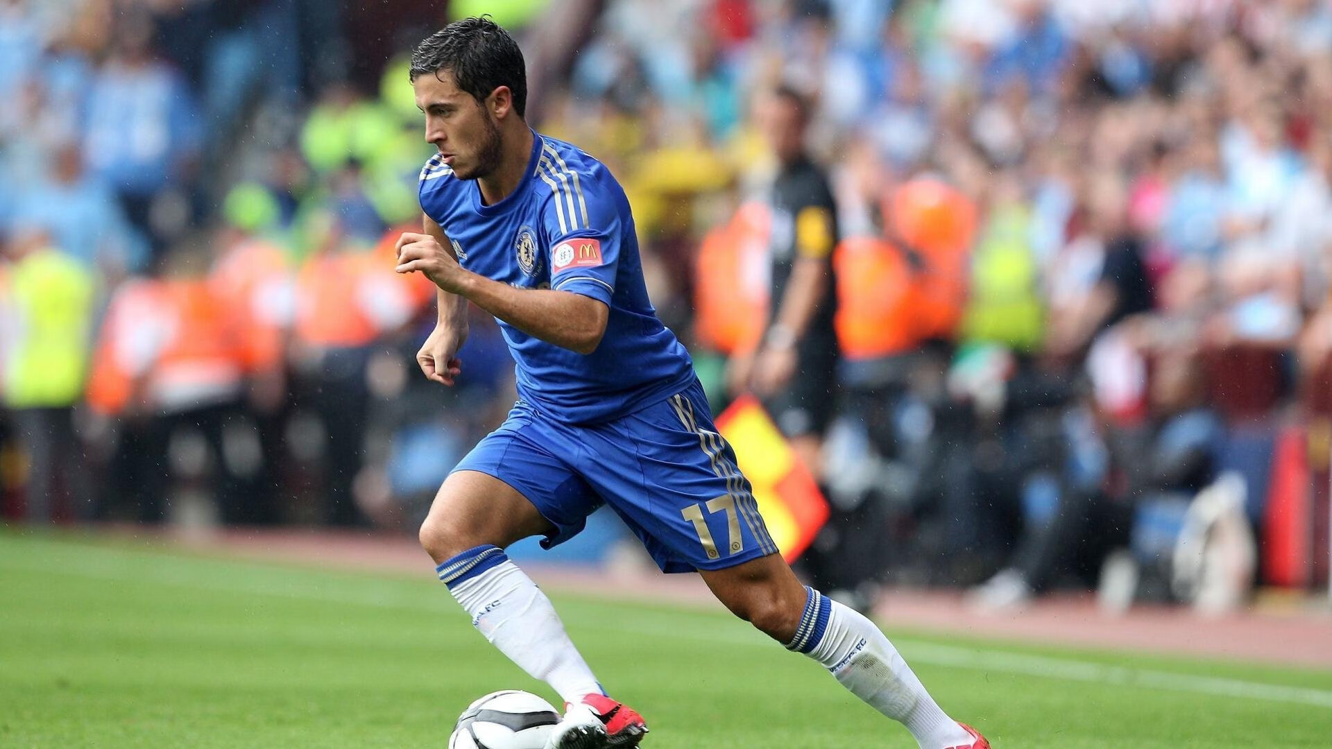 迪士尼+获得女子欧冠转播权，进军女足市场，迪士尼电影足球